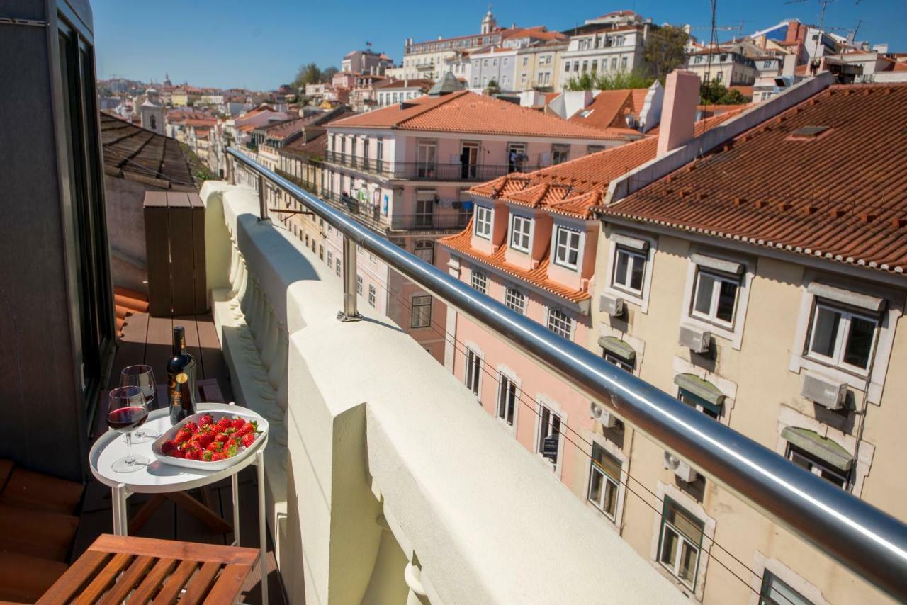 A Captivating Apartment Close To River Tagus In Лиссабон Экстерьер фото
