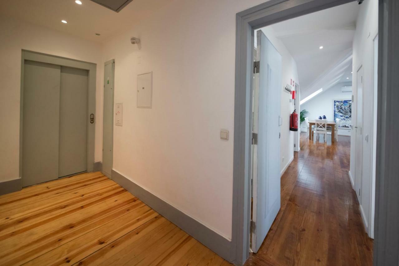 A Captivating Apartment Close To River Tagus In Лиссабон Экстерьер фото